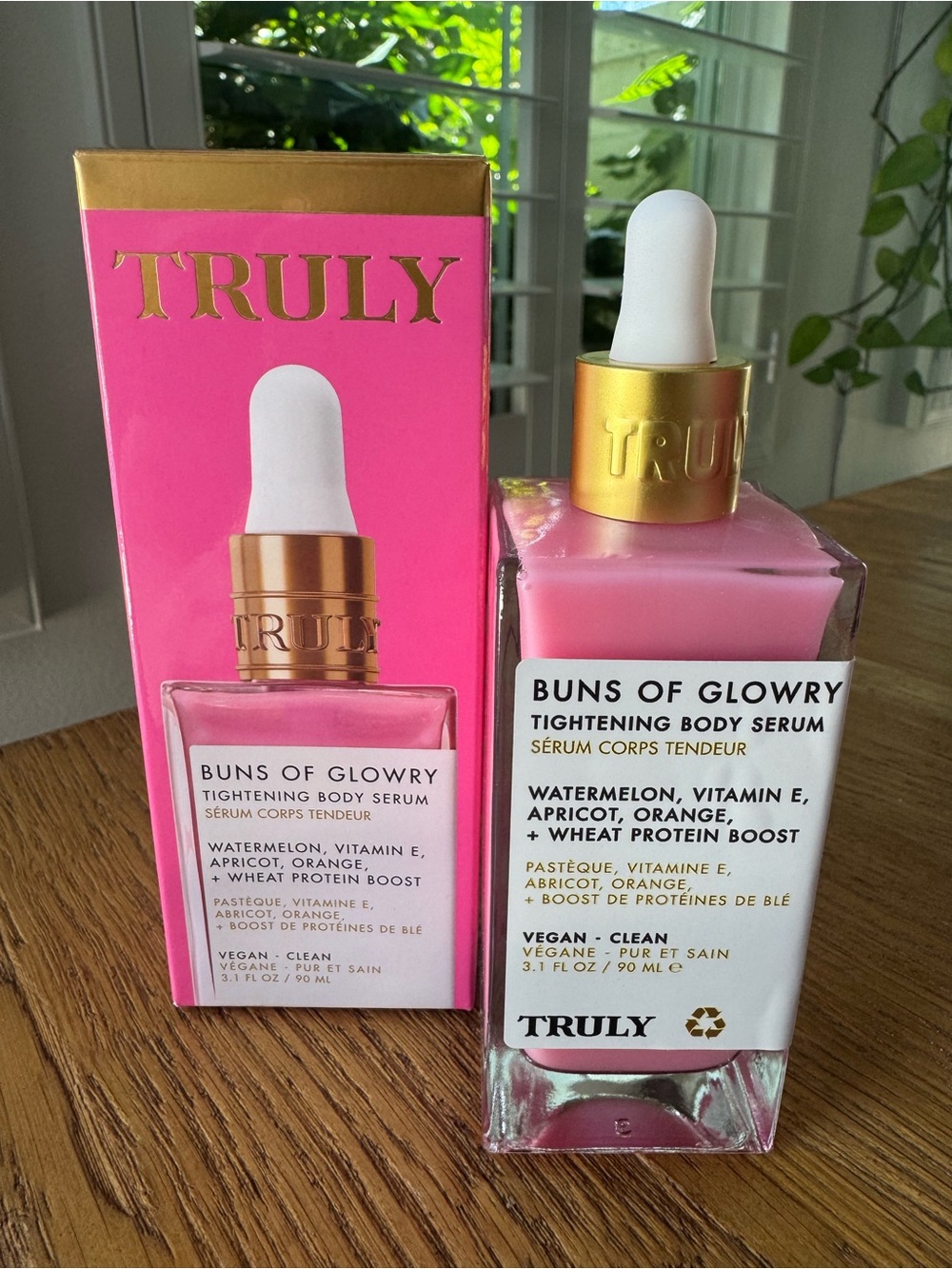 TRULY Pink & Gold Buns of Glowry Tightening Body Serum